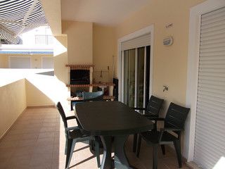 Terra�o Barbecue Piscina 1
