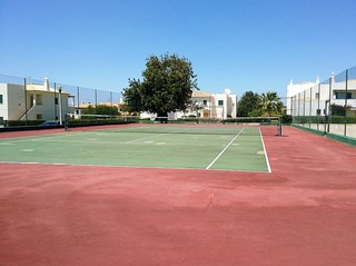court tenis