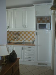 ENTRADA KITCHENETTE